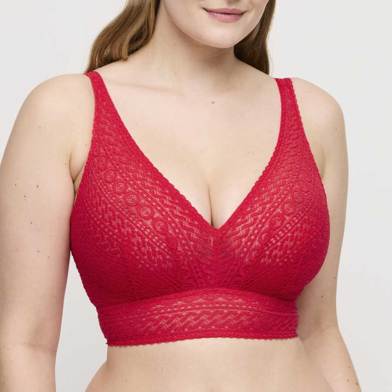 Montara in true red